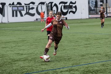 Bild 98 - wBJ FC St. Pauli - Walddoerfer SV : Ergebnis: 3:4